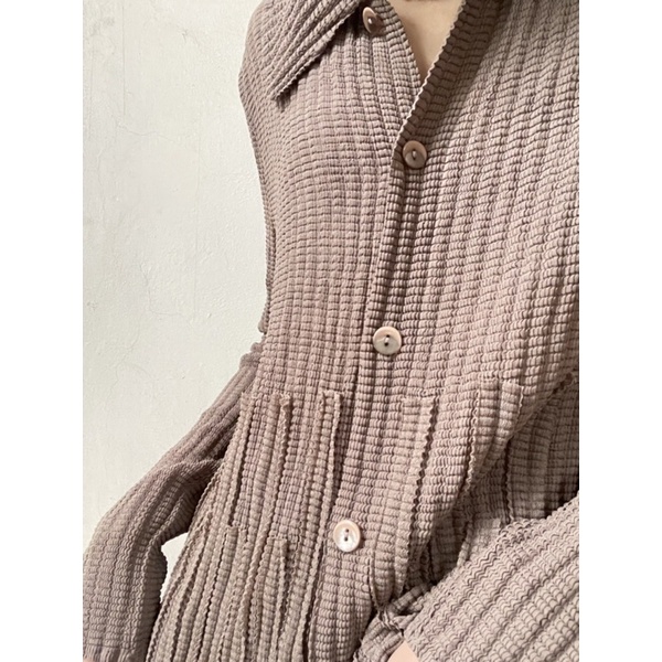 Pleated Shirt/Áo sơ mi nhún sọc