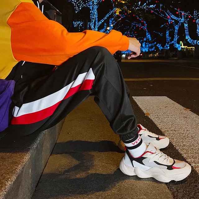 Quần jogger nỉ unisex Đen Chữ Dưới nam nữ phong cách ulzzang Wind | BigBuy360 - bigbuy360.vn