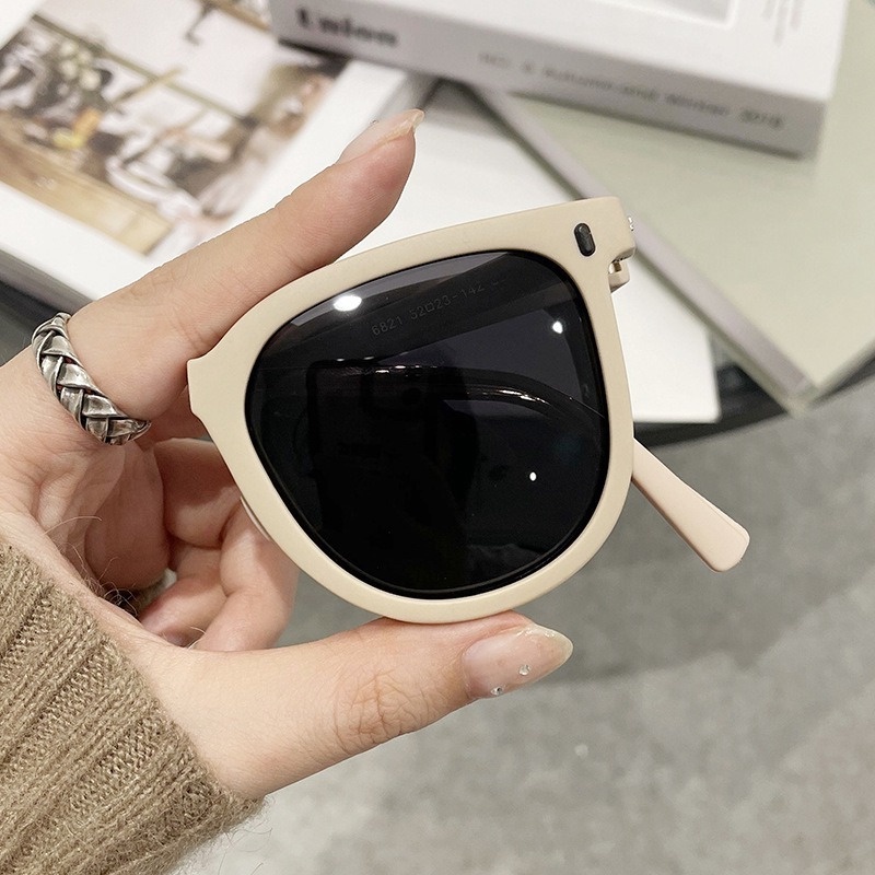 Kính Mát Chống Tia UV Gọng Tròn Màu Gradient Thời Trang