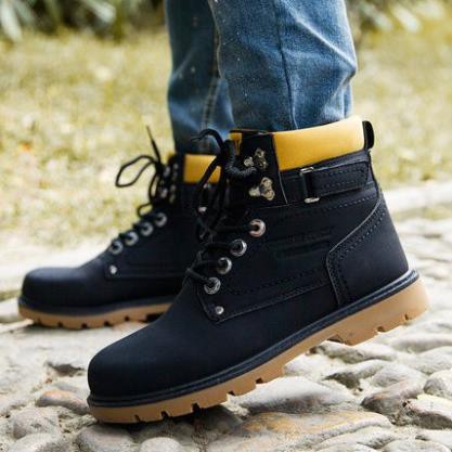 SALE Chuẩn -RẺ VÔ ĐỊCH Giày cao cổ Martin .( Xả Tết Tết) . [ HÀNG BÁN CHẠY ] . . . : ✔️ [ NEW ] . rẻ HOT ✔ * L ! : ? | BigBuy360 - bigbuy360.vn