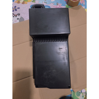 Hộp đựng bình xe cỏ chữ T
