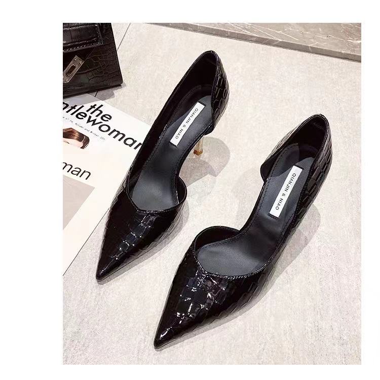 2021Summer Versatile New Sexy Side Empty Shoes Internet Celebrity French High Heels Women's Fine Heel with Black Pointed Toe Shoes