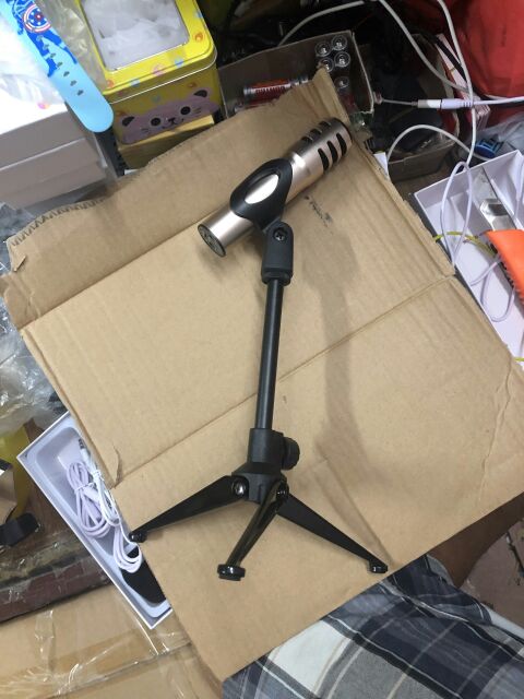 [Combo] Bộ hát karaoke, live tream trên điện thoại C7 và bệ đỡ