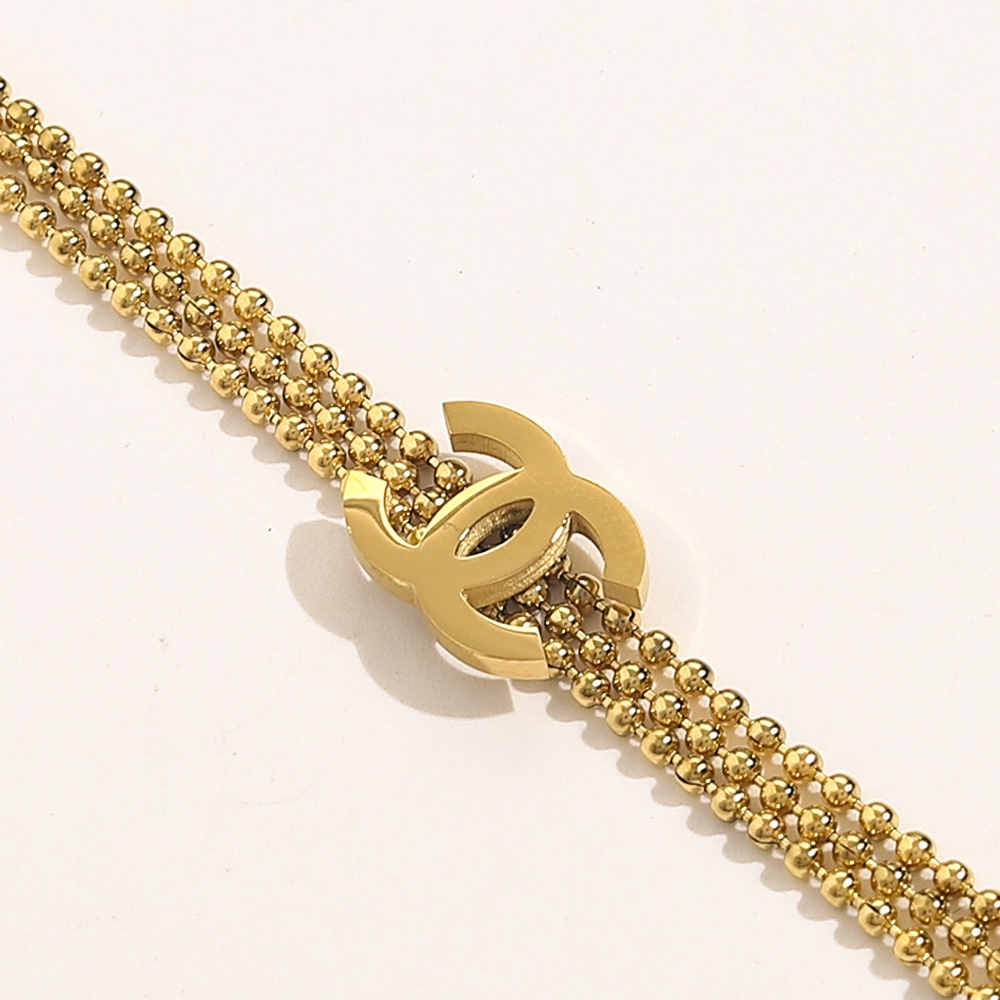 Vòng Tay Bằng Thép Titan Hai Lớp Rỗng Tinh Tế In Logo Chữ CC