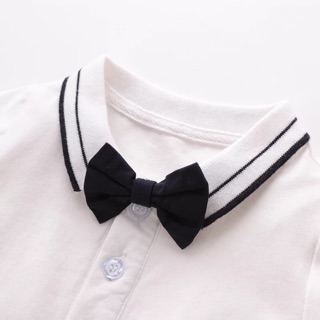 Set yếm áo trắng cổ kẻ