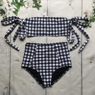 Bikini caro buộc nơ