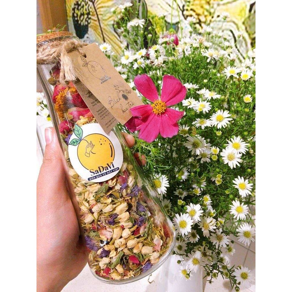 Trà Hoa SaDaVi - Bách Hoa Trà: Hoa lưu ly, hoa cúc kim tiền, hoa nhài, nụ hồng tường vi, hoa bách nhật, cỏ ngọt