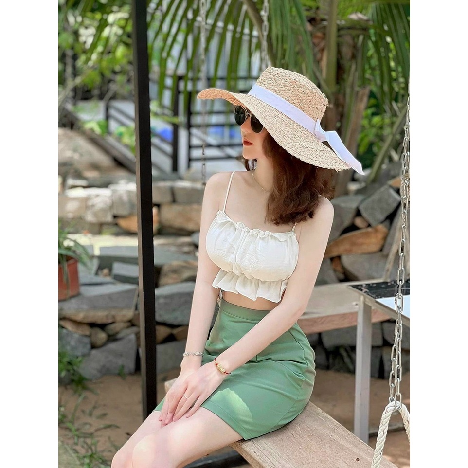 Set áo hai dây kèm chân váy cho các nàng đi chơi dạo biển