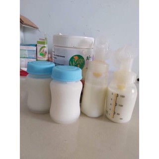 Combo siêu lợi sữa☘Freeship☘️ {2 hộp Cốm mummilk Yến Sào + 2 hộp Ngũ cốc Việt Lộc}