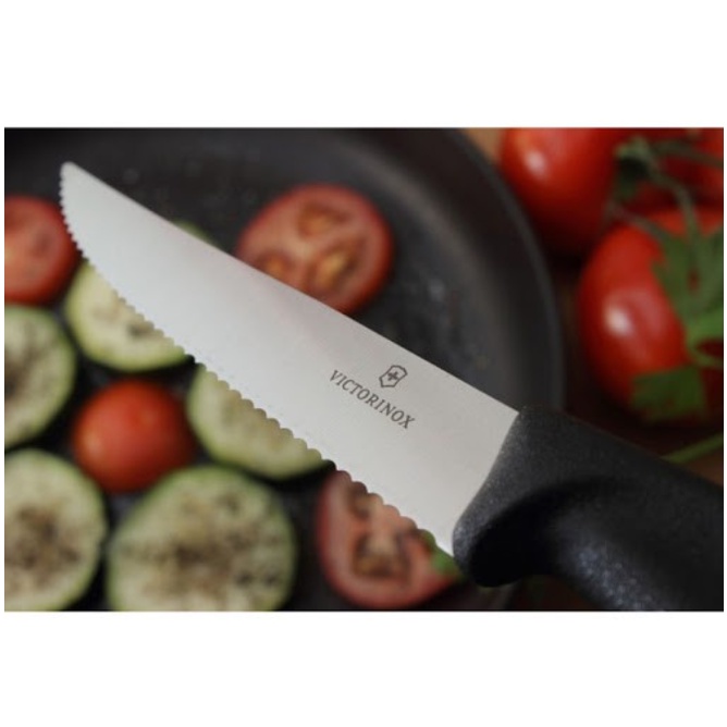 Dao bít tết Victorinox đen lưỡi răng cưa 12cm Thuỵ Sĩ mũi nhọn tiện lợi - Shop Viloet