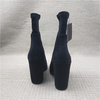 Boot đen forever21