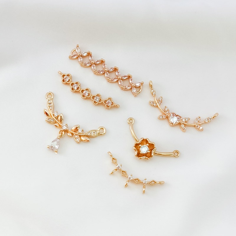 Mặt Dây Chuyền Hình Cỏ Bốn Lá Mạ Vàng 14K Đính Đá Zircon Màu Sắc Tự Làm