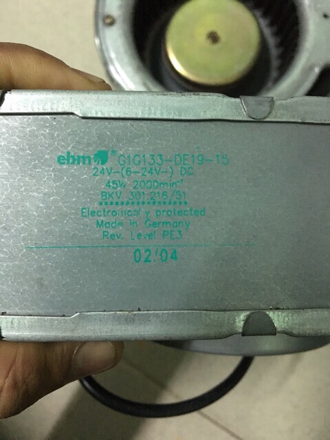 Quạt sò hút siêu mạnh của Đức chạy từ 6v -24v DC 33W tháo từ xe oto | BigBuy360 - bigbuy360.vn