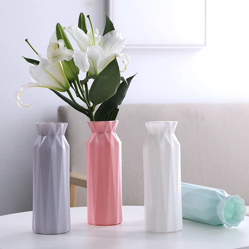 1 Bình Hoa Để Bàn Trang Trí Phòng Khách Phong Cách Bắc Âu