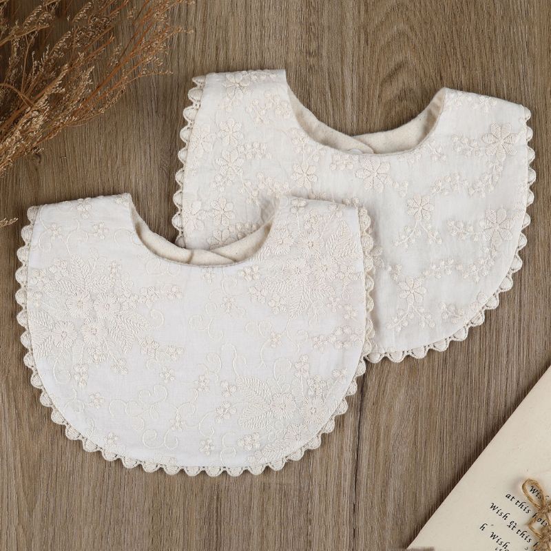 Yếm Phong Cách Vintage Cho Bé Chụp Ảnh