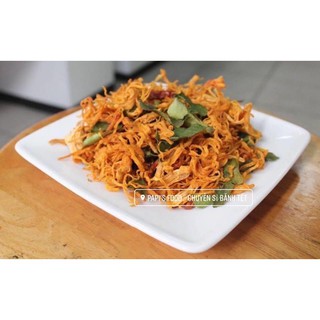 KHÔ GÀ LÁ CHANH NHÀ LÀM