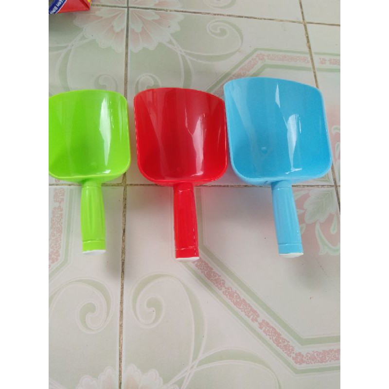 Đồ xúc gạo, xúc đá nhựa - xẻng xúc gạo  đá