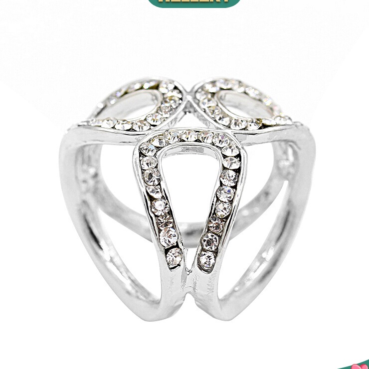 [HelleryVN] Kẹp Khăn Quàng Cổ 3 Vòng Đính Kim Cương Giả Thanh Lịch