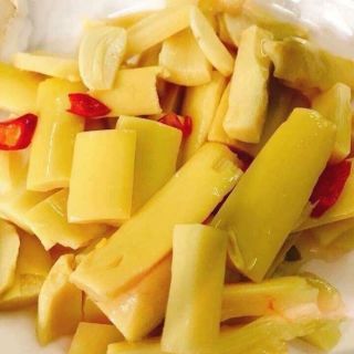 Hũ 2kg măng muối quỳ châu( chỉ nhận gửi xe hoặc ship bưu)