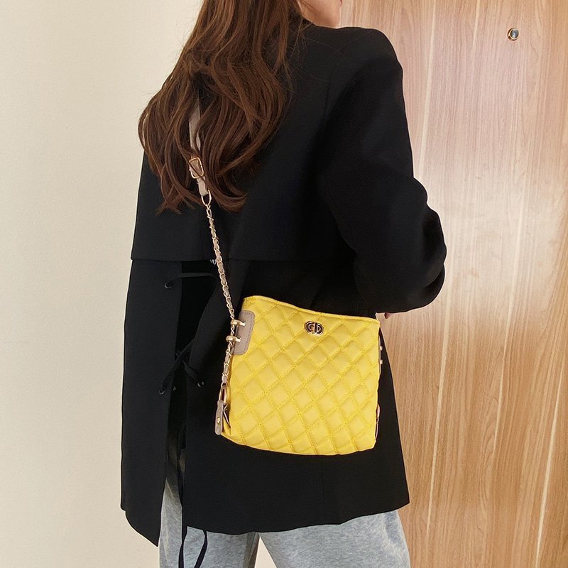 Túi Đeo Chéo Kẻ Sọc Ca Rô Hàn Quốc Gylb388