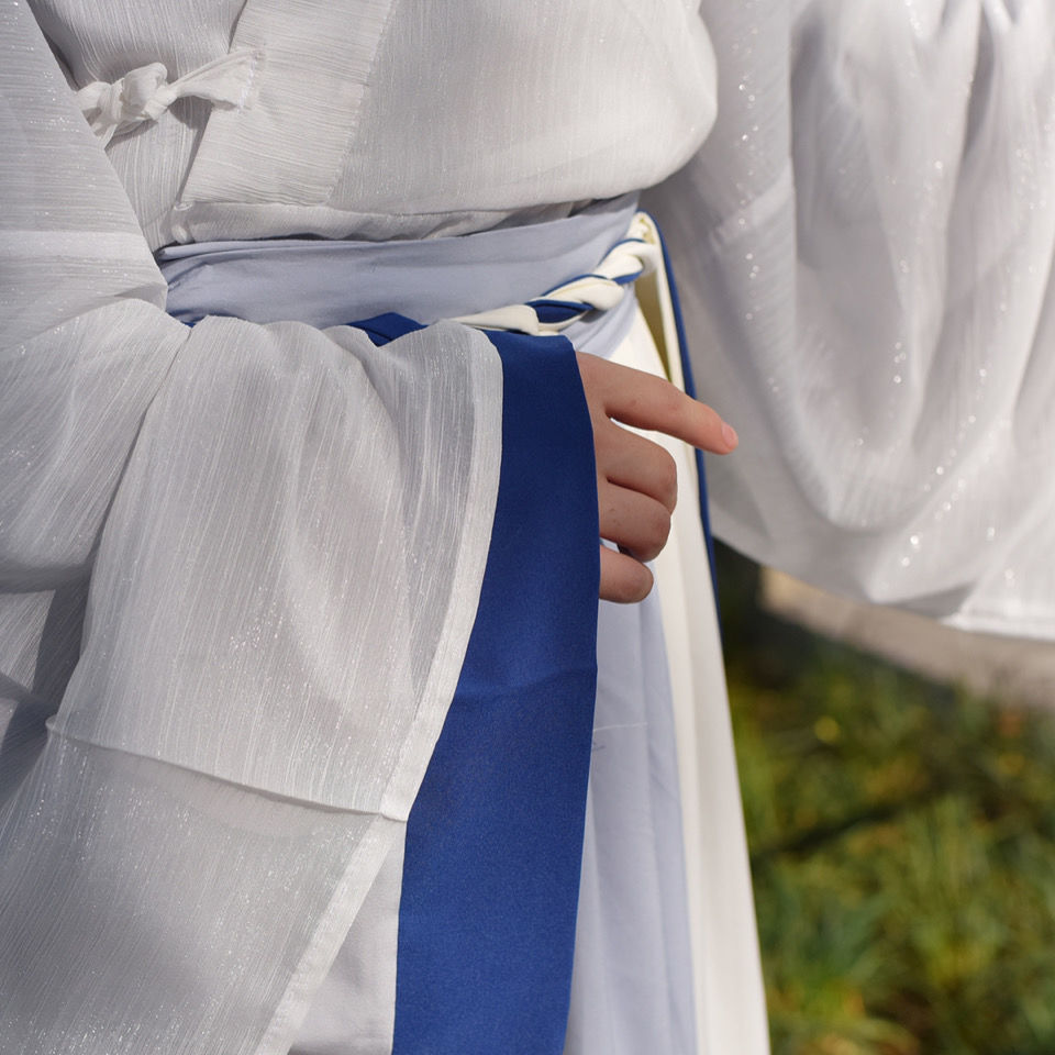 Bộ Hán Phục Phong Cách Trung Hoa Thanh Lịch Dành Cho Cả Nam Và Nữ | BigBuy360 - bigbuy360.vn