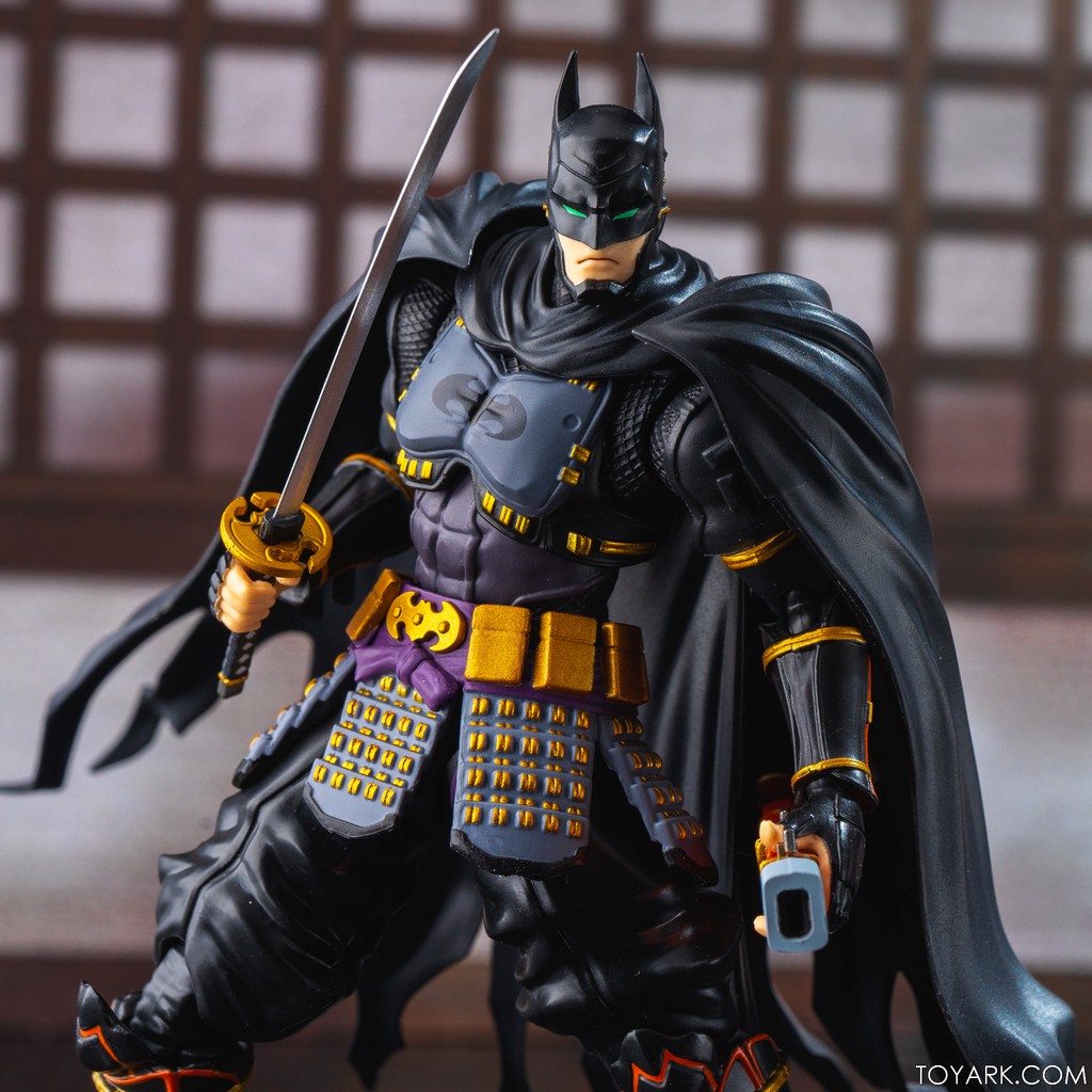 Mô hình SHF Batman Ninja DC Comics 16cm (BL)