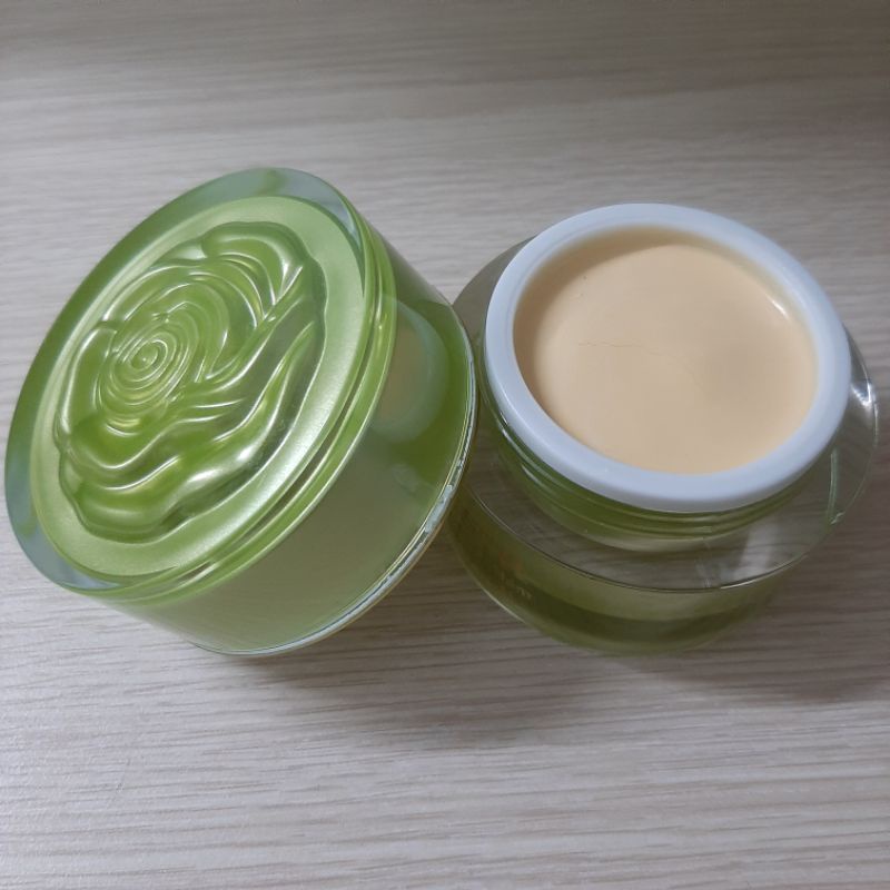 KEM CARA BÔNG HỒNG XANH TRẮNG DA, NGỪA MỤN NÁM, NGĂN NGỪA LẢO HÓA 4IN1 NGUYỄN QUÁCH 12G.