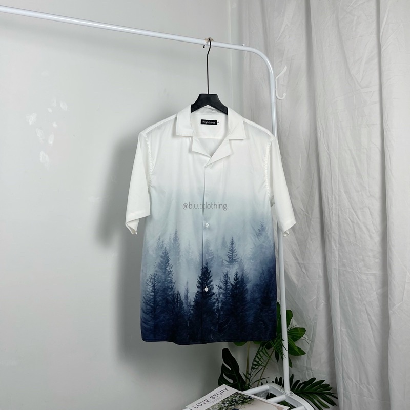 Áo sơ mi họa tiết ngắn tay IN THE FOREST trơn mềm dành cho nam nữ | BUTCLOTHING