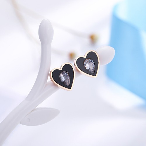 Bông Tai Nữ Hình Trái Tim Titan Ko Đen TT 2301