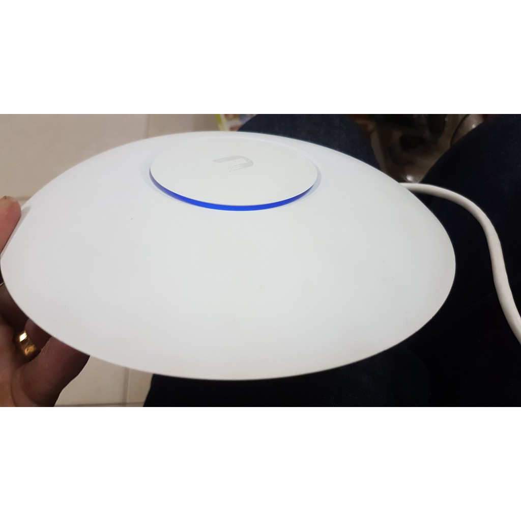 UniFi UAP-AC-PRO 802.11ac Access Point (1.75 Gbps) | BigBuy360 - bigbuy360.vn