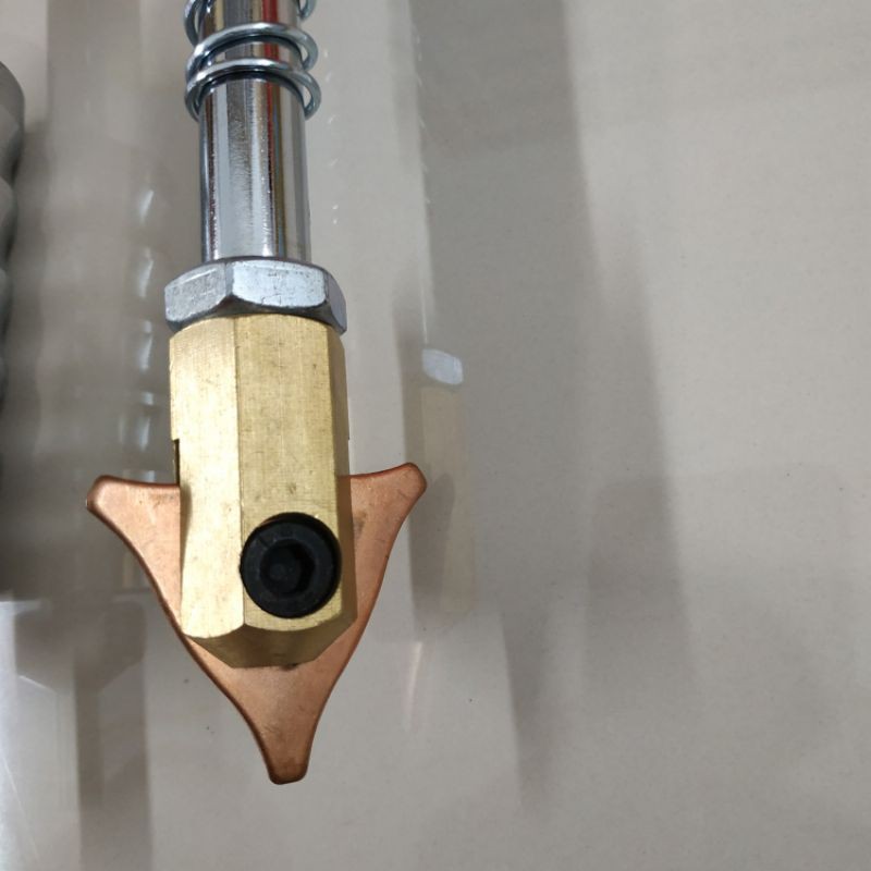 Tay lắp máy giật tôn gò Thái Lai