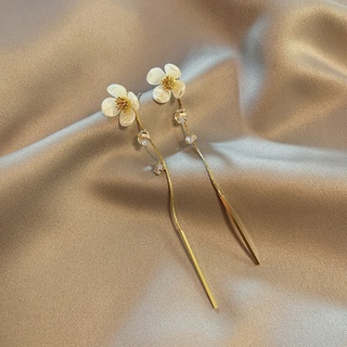 Hoa Tai Vàng Dài Hoa Mùa Hè Mới