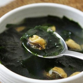 RONG BIỂN KHÔ DESANG HÀN QUỐC NẤU CANH RONG BIỂN 40G
