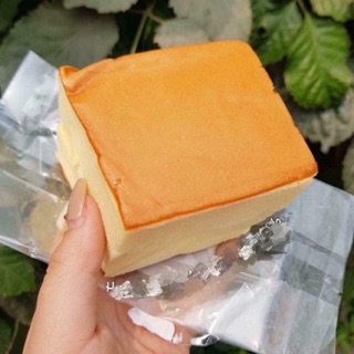 Bánh bông lan shou gong ( bánh mong to)
