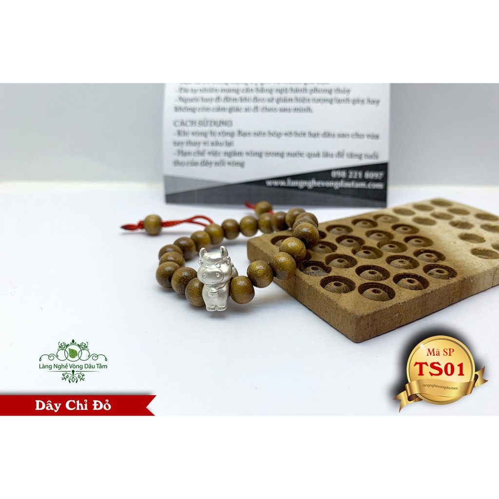 Vòng dâu tằm giúp bé ngủ ngon, giảm quấy khóc đêm, kỵ người vía nặng