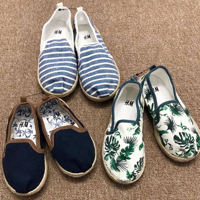 Giầy Slipon bé trai hoa kẻ sọc siêu chất