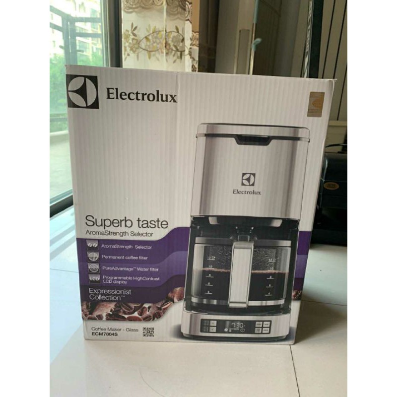 Máy Pha Cà Phê Electrolux ECM7804S (1.5L)