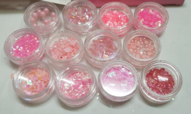 Set trang trí hồng