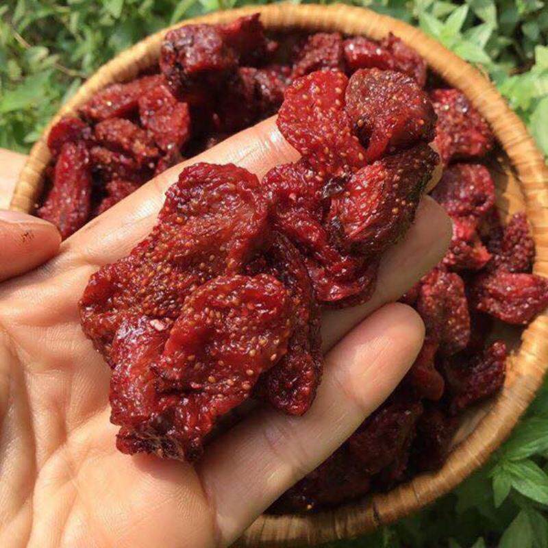 mứt dâu tây sấy dẻo