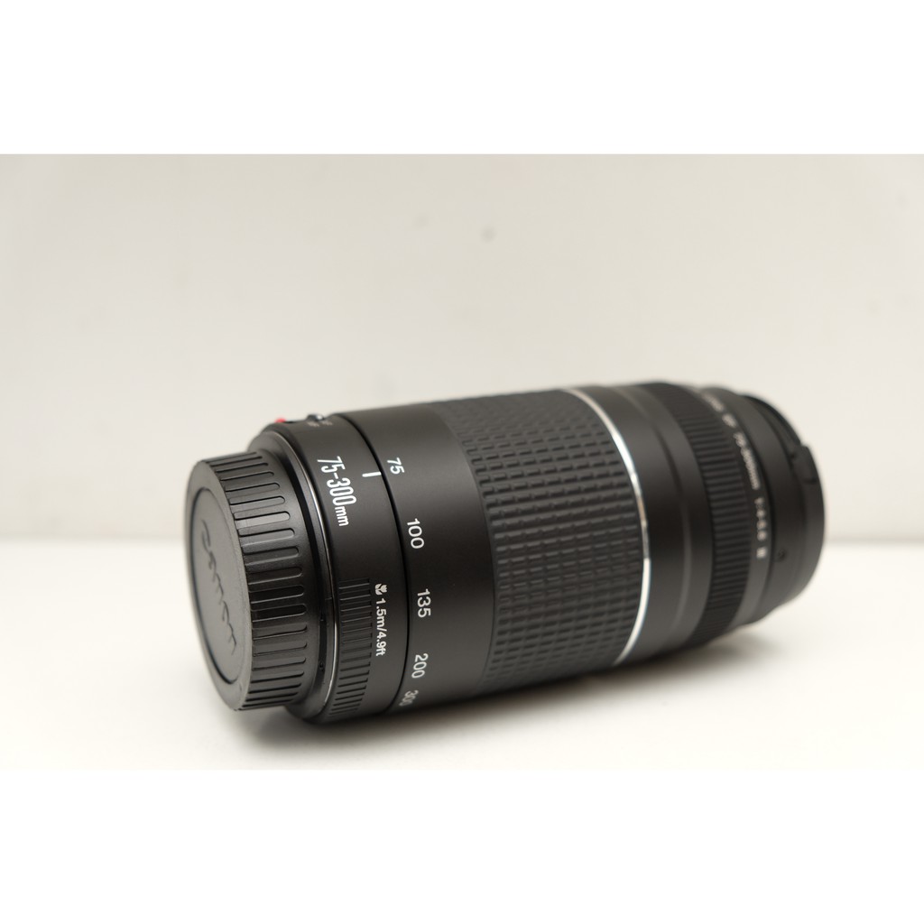 Ống kính Canon EF 75-300mm f/4-5.6 III