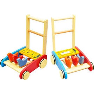 Xe tập đi bằng gỗ cho bé