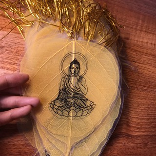 Lá Bồ Đề Vàng In Hình Đức Phật , Đem Lại Bình An Cho Gia Chủ.
