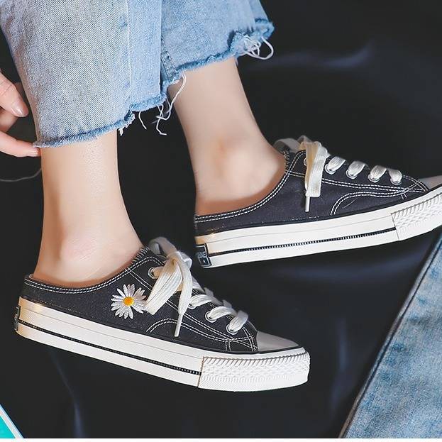 Giày dép nhỏ bán kéo nữ 2020 mùa hè phiên bản Hàn Quốc mới của học sinh không được theo sau bởi đôi giày lười biếng