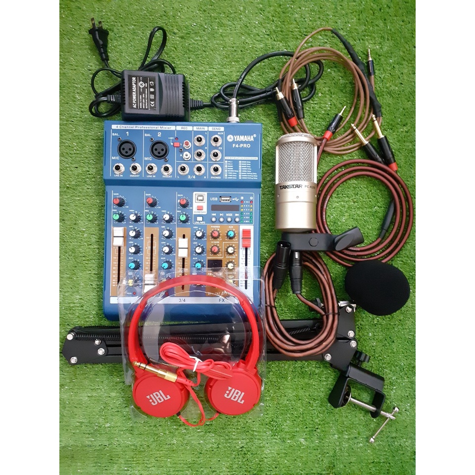 Bộ Mixer karaoke Live Stream Yamaha F4PRO với micro TAKSTAR PC K200.