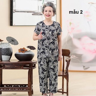 Bộ quần áo ngắn tay cho người già