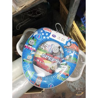 ĐỆM LÓT BỒN CẦU CÓ TAY VIN CHO BÉ