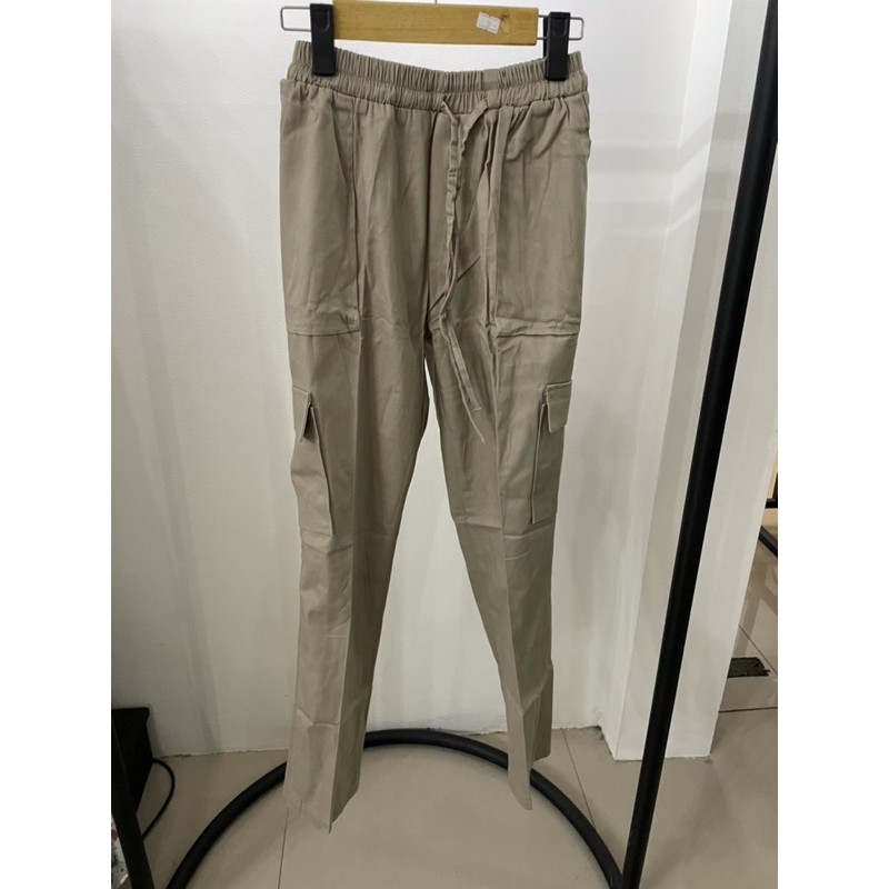 Quần Dài Thiết Kế Năng Động Trẻ Trung Hợp Thời Trang | BigBuy360 - bigbuy360.vn