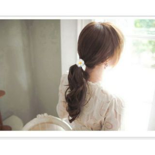 Kẹp tóc buộc tóc hoa cúc