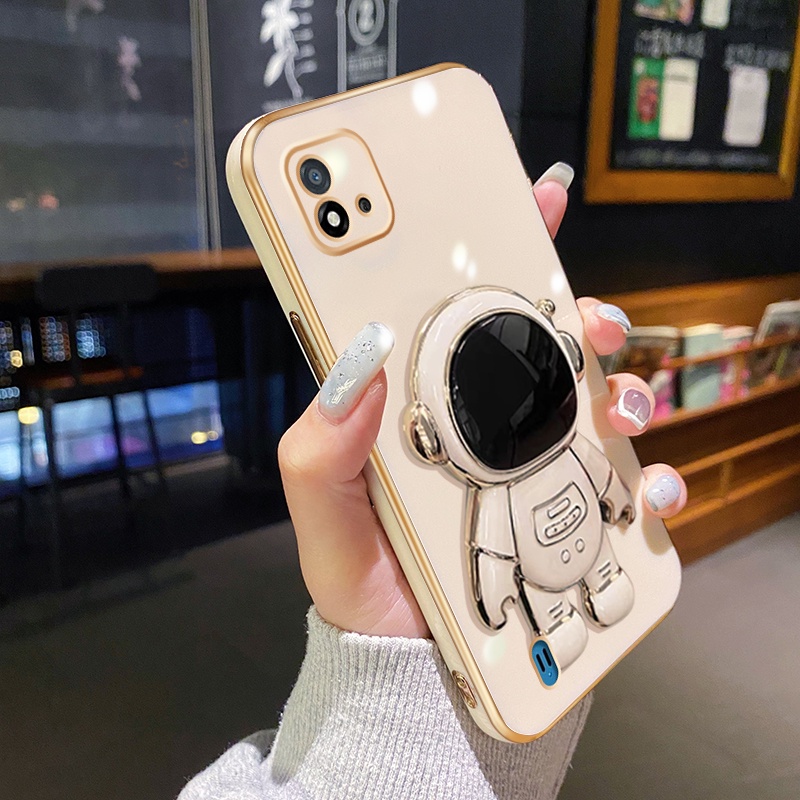 Ốp Điện Thoại Mỏng Nhẹ Tráng Gương Hình Phi Hành Gia Kèm Giá Đỡ Đứng Chống Sốc Cho Realme C20 C20A Narzo 50i C11 2021