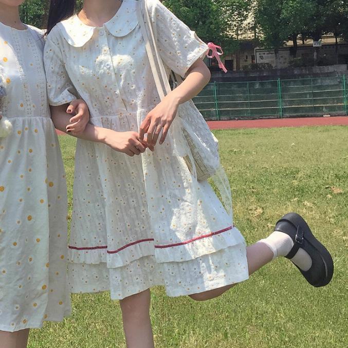 Đầm Ngắn Tay In Họa Tiết Hoa Xinh Xắn Cho Nữ